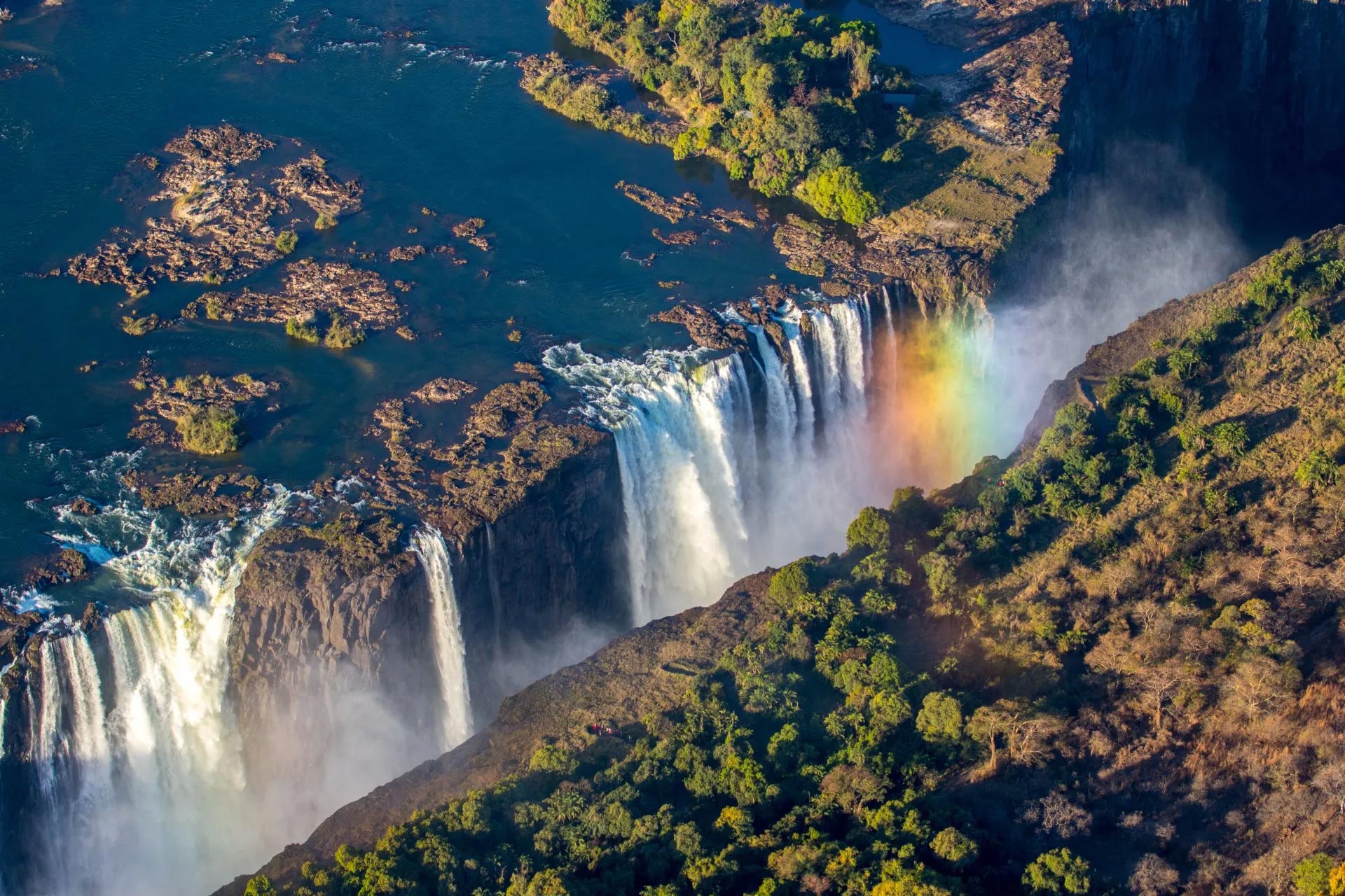 Victoria Falls Airport Transfers To Batonka Guest Lodge   Victoria Fall 3 